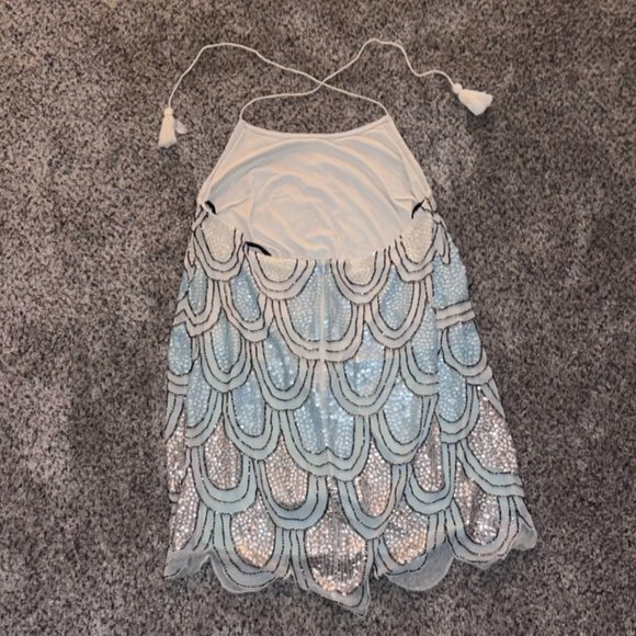 NBD Dame Dress - Picture 4 of 5